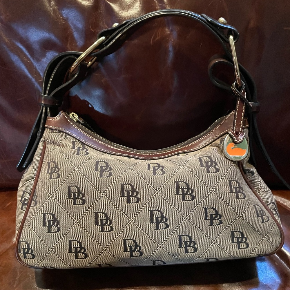 Dooney & Bourke Classic Tote